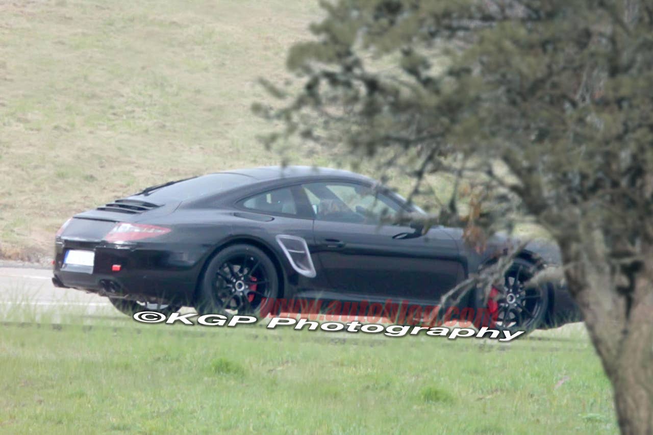 Porsche 911 Spy Shots