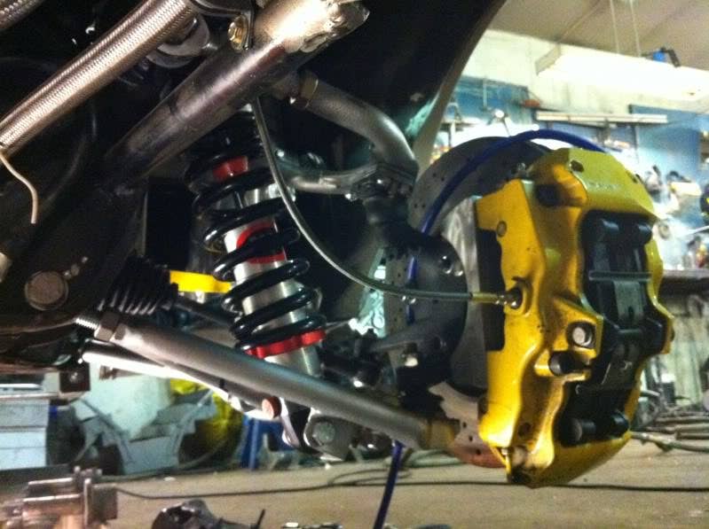 Koenigsegg-Powered CCX Ford Granada brakes