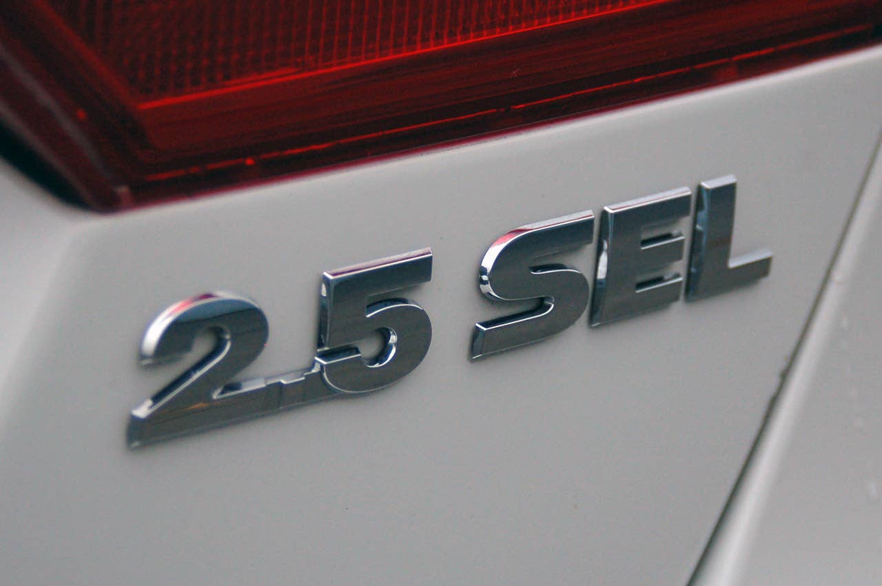 2011 Volkswagen Jetta badge