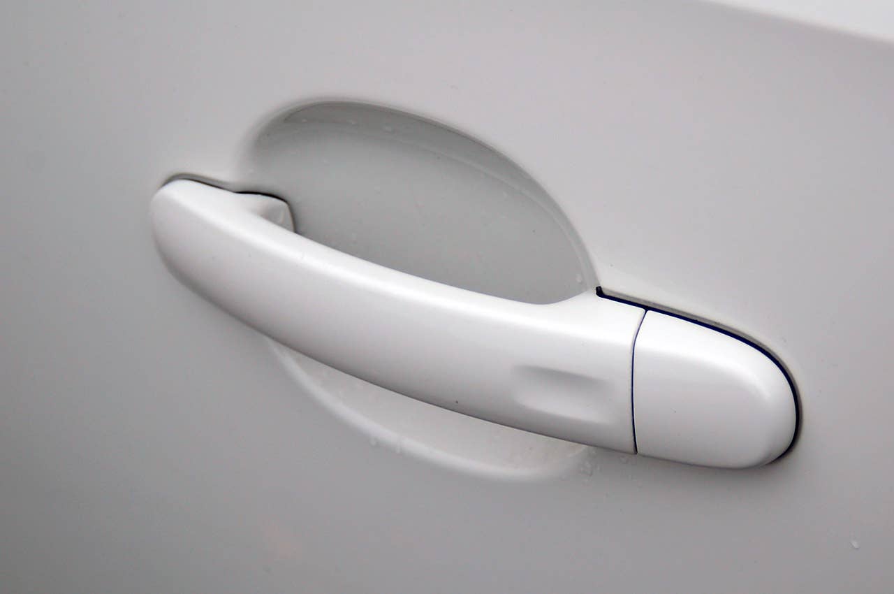 2011 Volkswagen Jetta door handle