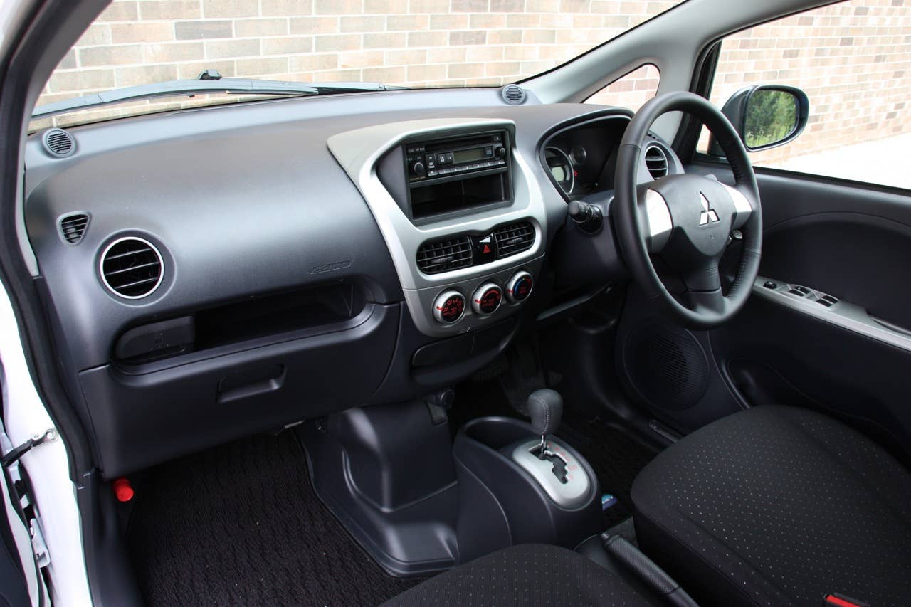 2010 Mitsubishi i-MiEV (JDM) interior