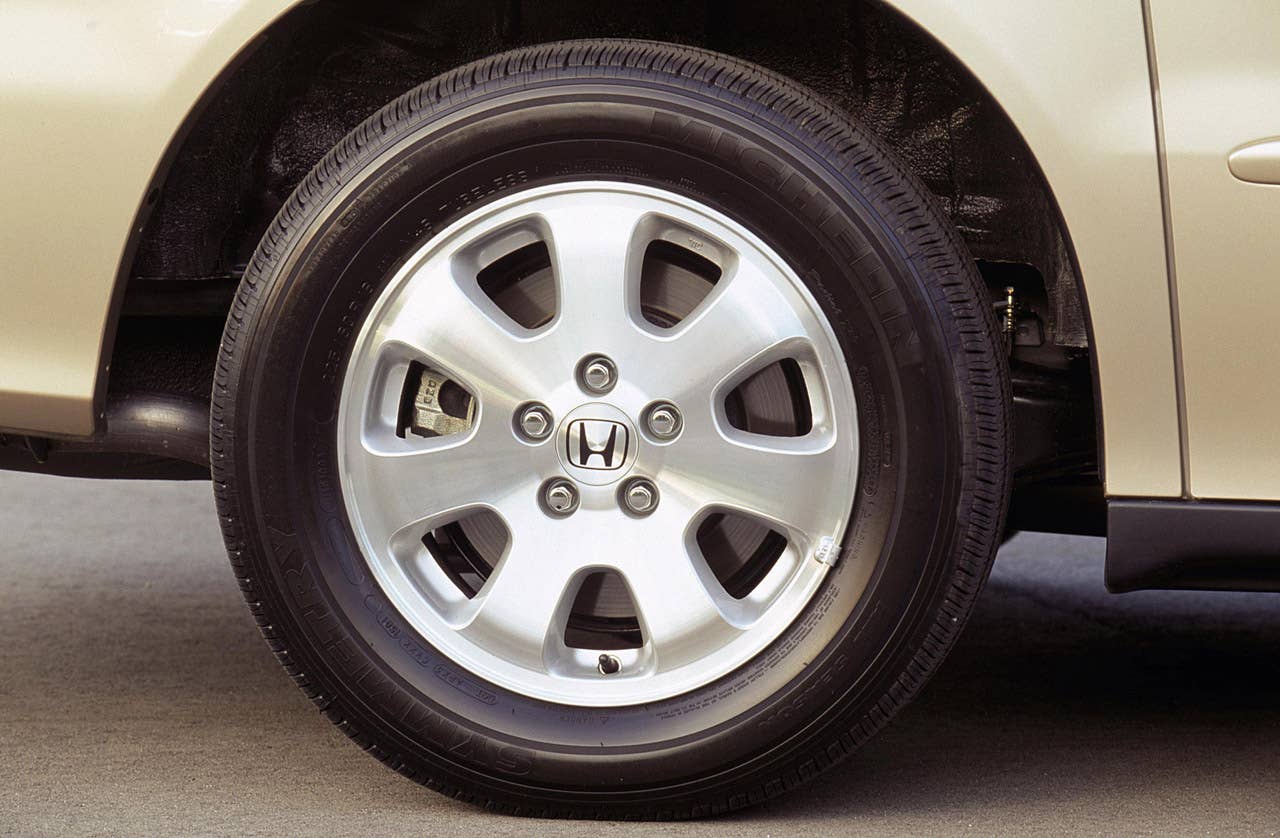 2003 Honda Odyssey.