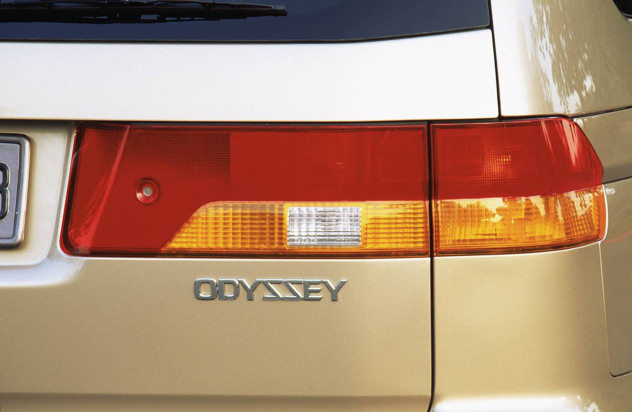 2003 Honda Odyssey.