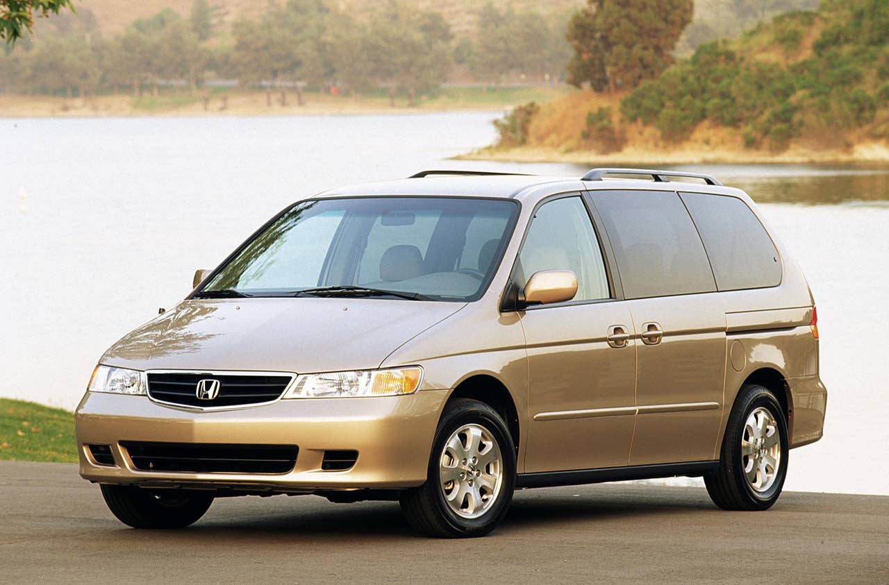 2003 Honda Odyssey.