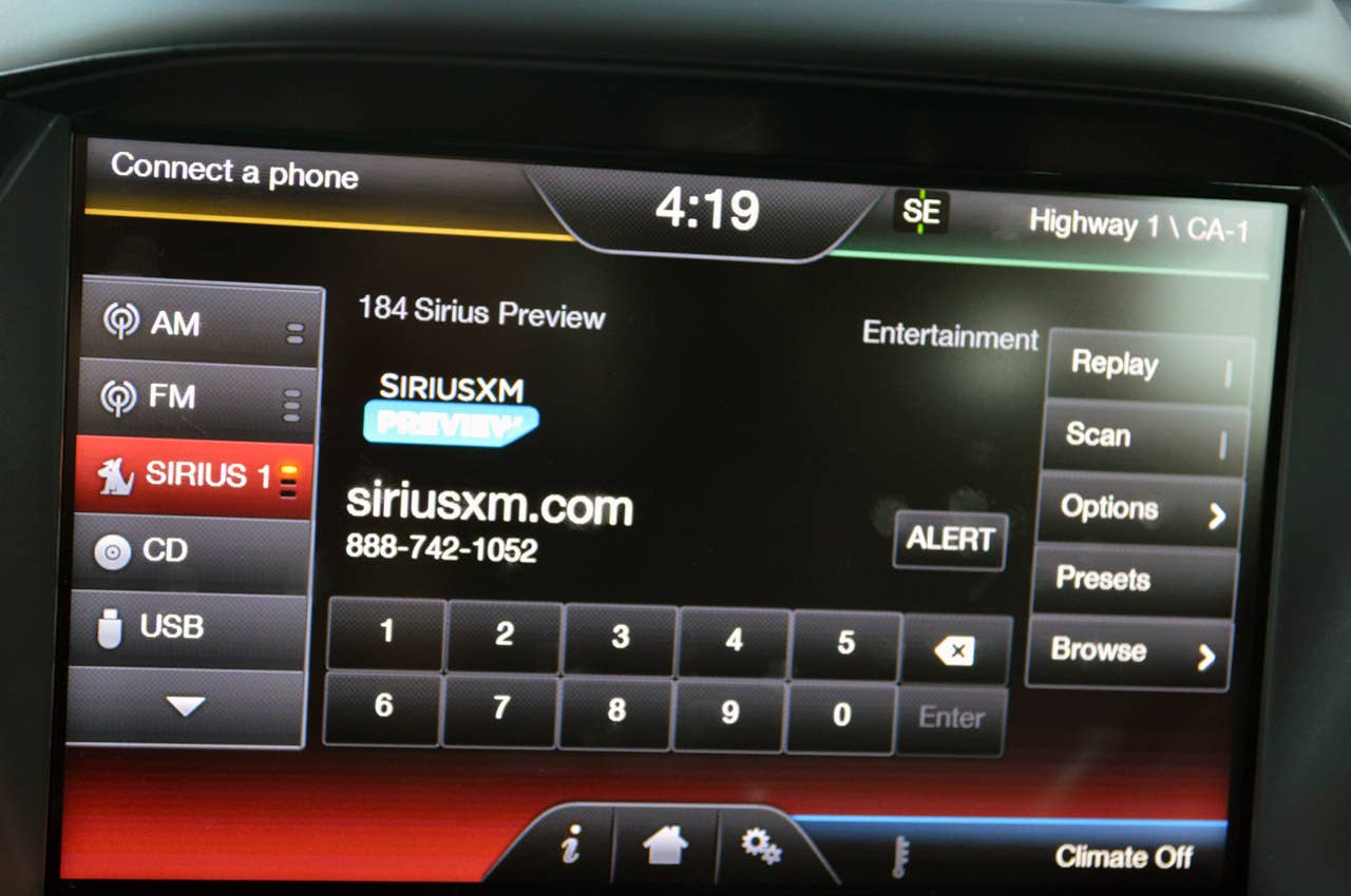 2013 Ford C-Max Energi audio system display