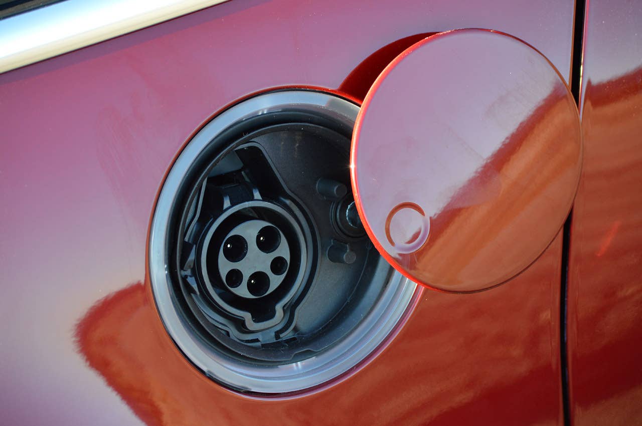 2013 Ford C-Max Energi charging port