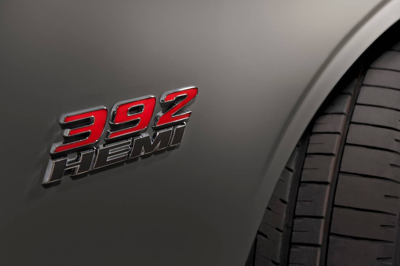 2012 Dodge Challenger SRT8 392 badge