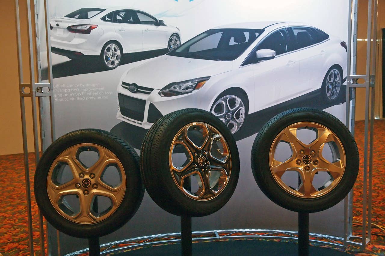 SAE World Congress: Evolve Hybrid Wheel