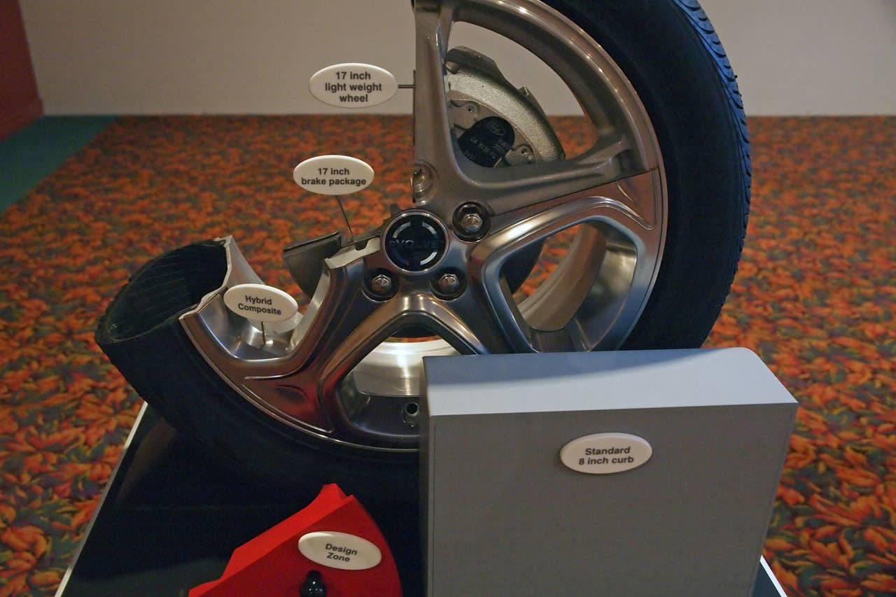 SAE World Congress: Evolve Hybrid Wheel