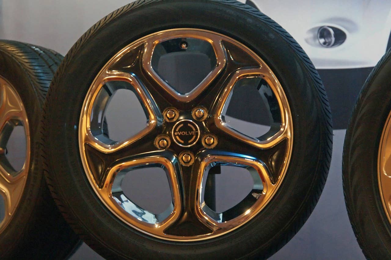 SAE World Congress: Evolve Hybrid Wheel