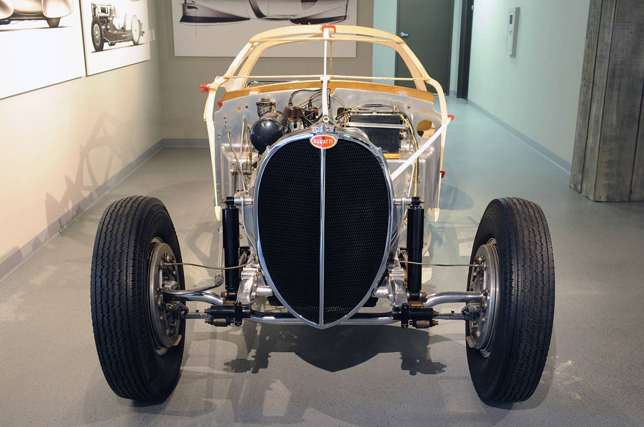 Note the non-horseshoe grill, similar to the Type 57SC