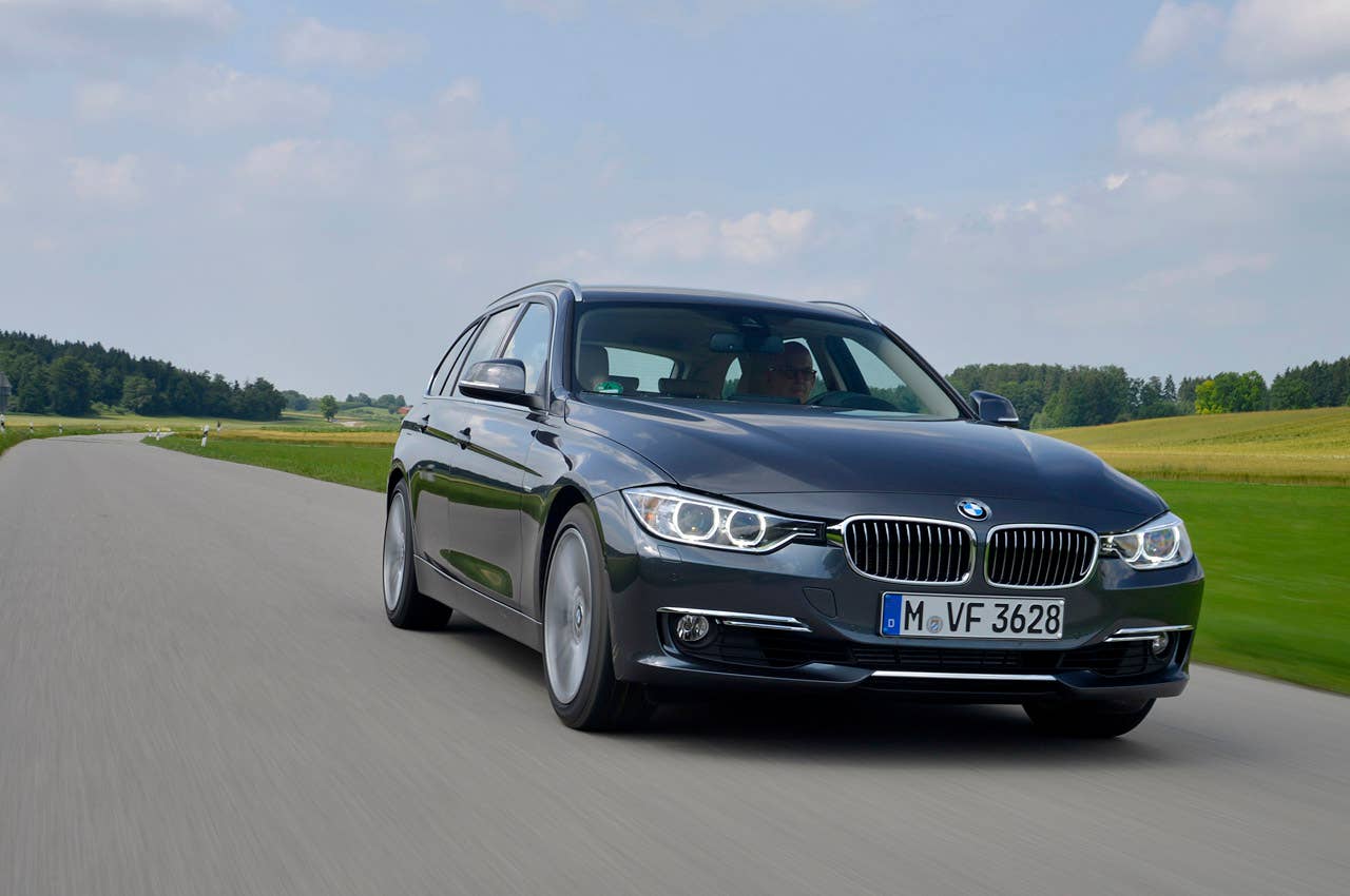 2014 BMW 3 Series Sports Wagon driving