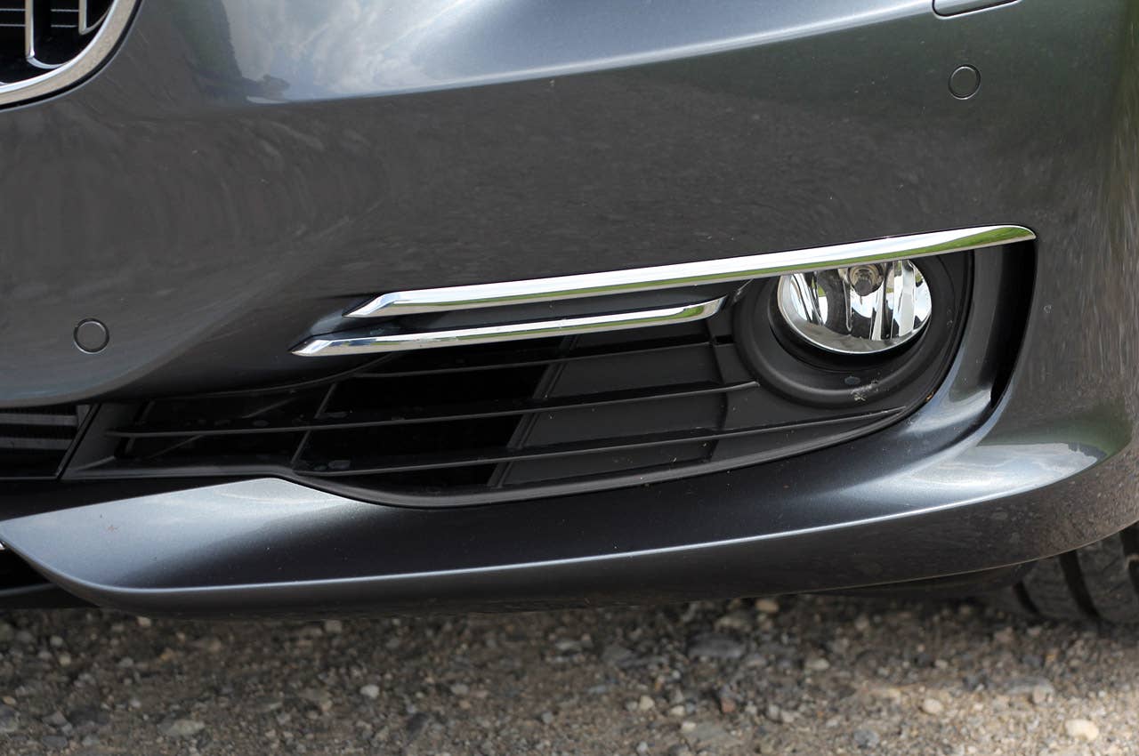2014 BMW 3 Series Sports Wagon fog light