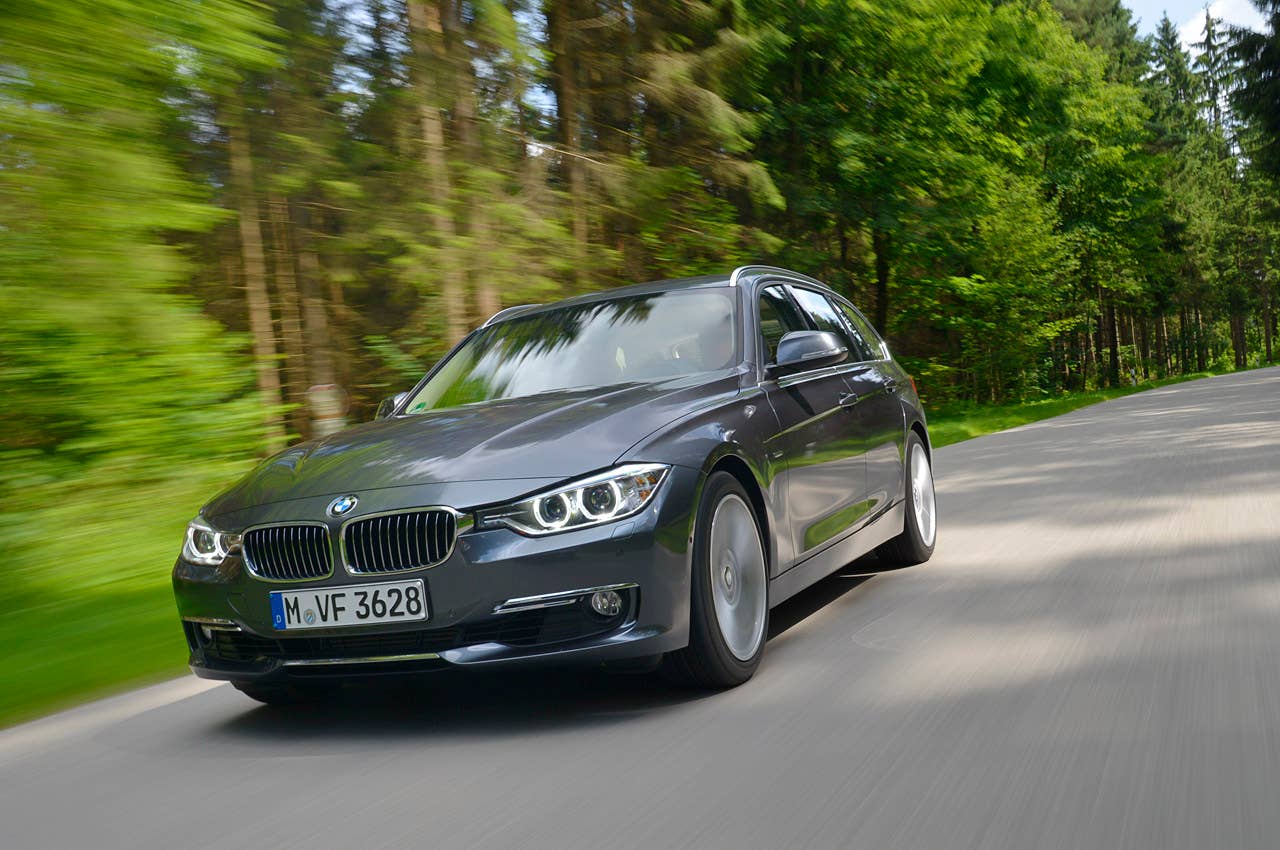 2014 BMW 3 Series Sports Wagon driving