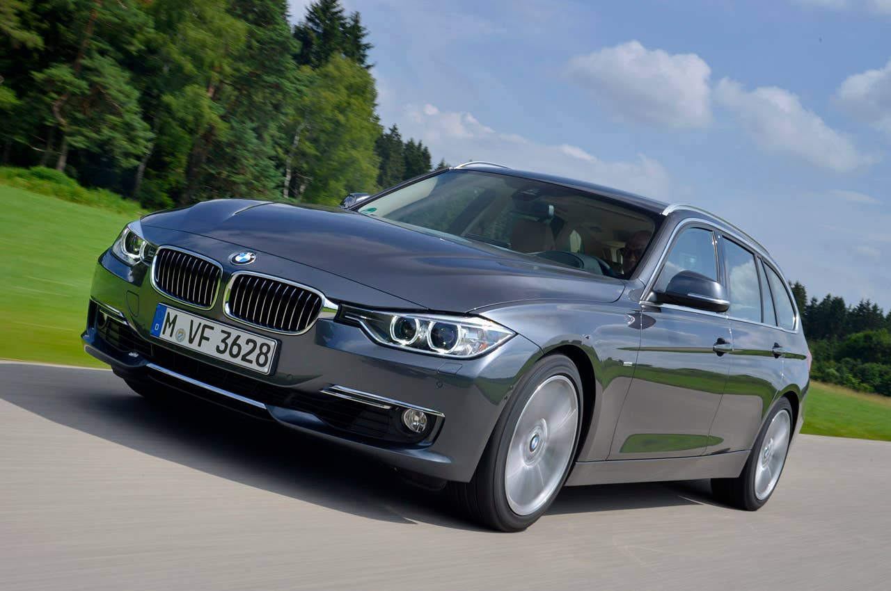 2014 BMW 3 Series Sports Wagon driving
