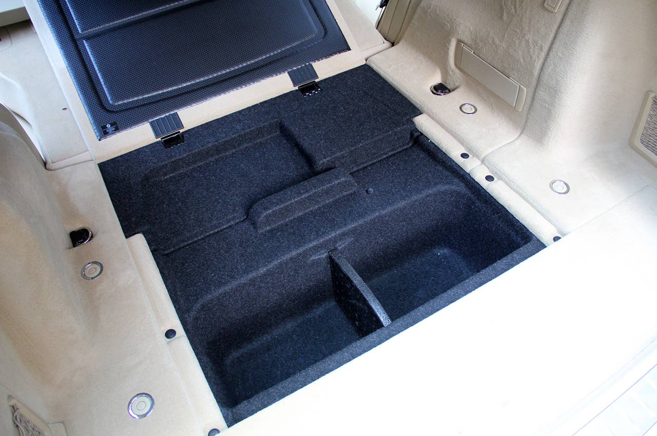 2014 BMW 3 Series Sports Wagon rear cargo area