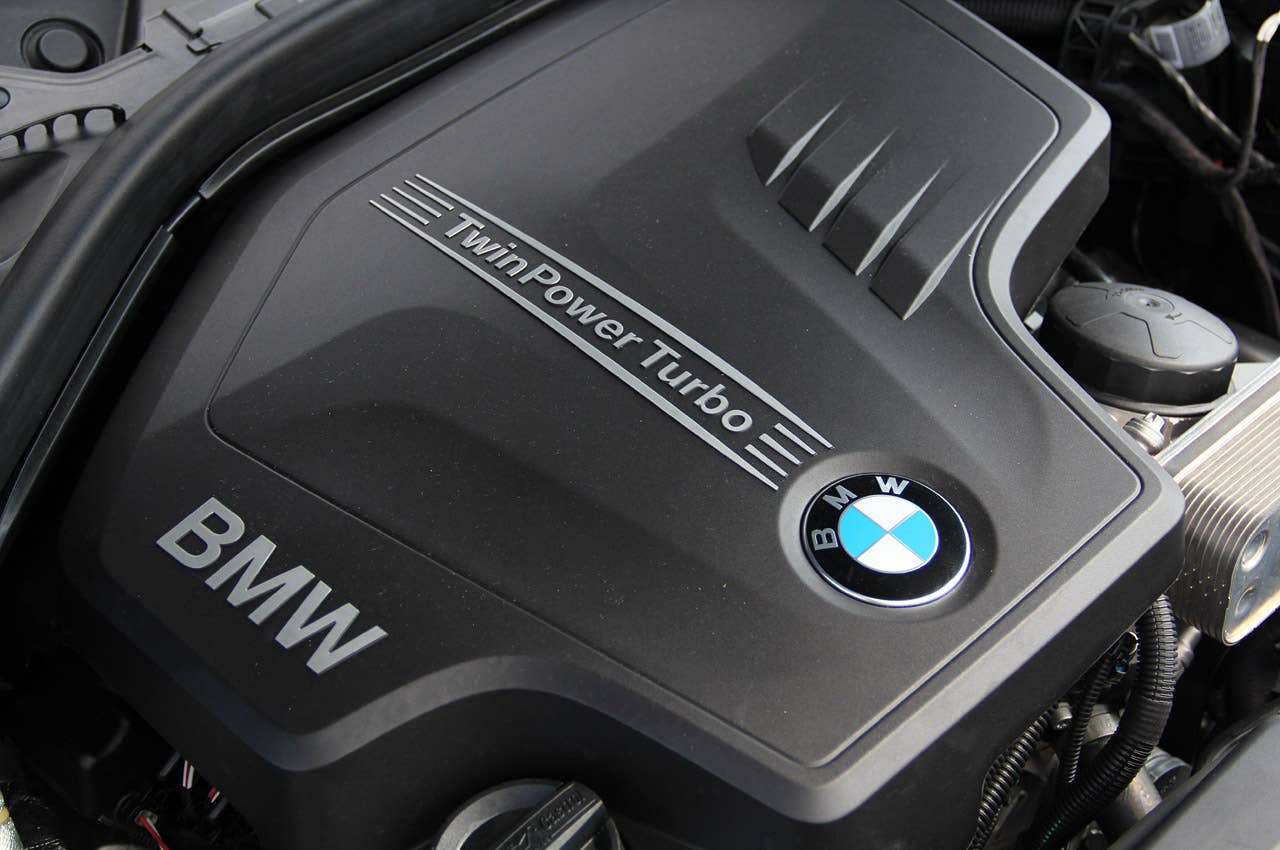 2014 BMW 3 Series Sports Wagon engine