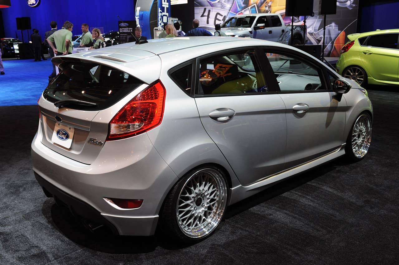 2011 Ford Fiesta by FSWerks