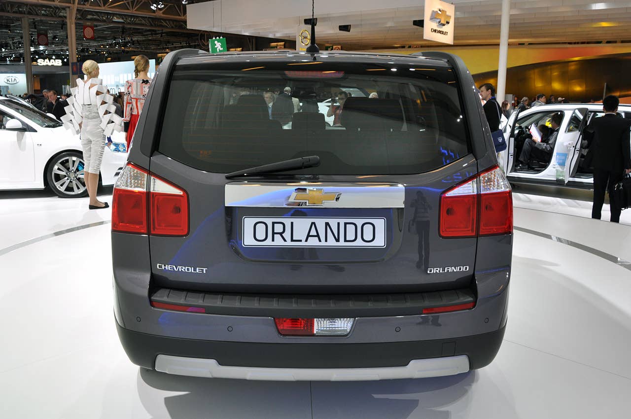 Paris 2010: Chevrolet Orlando