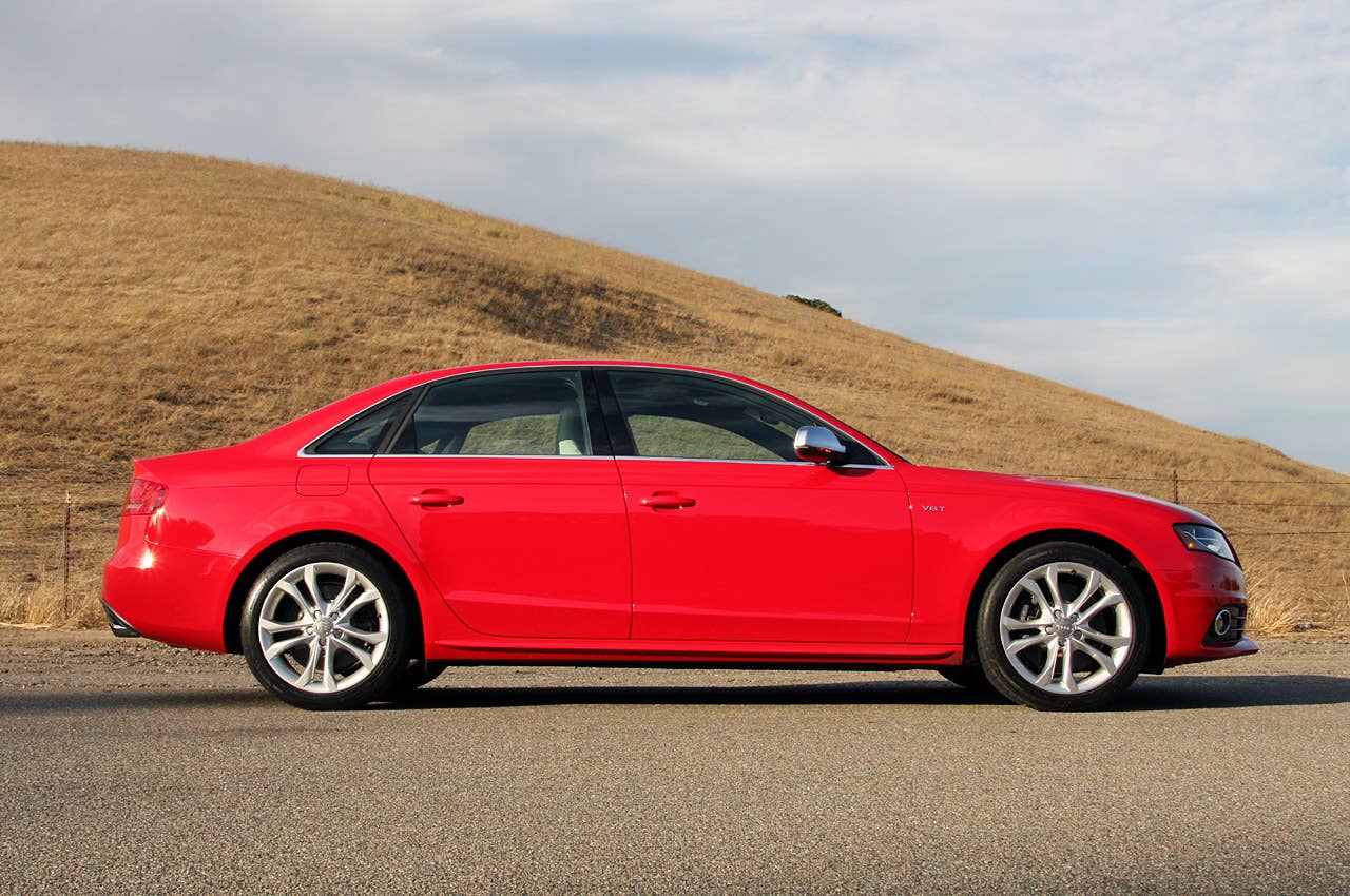 Review: 2010 Audi S4 brings back the boost, gives "S" a reason for being - Photo by Damon Lavrinc