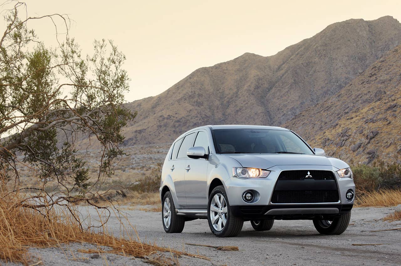 First Drive: 2010 Mitsubishi Outlander GT is a CUV we can live with - Photo by Drew Phillips