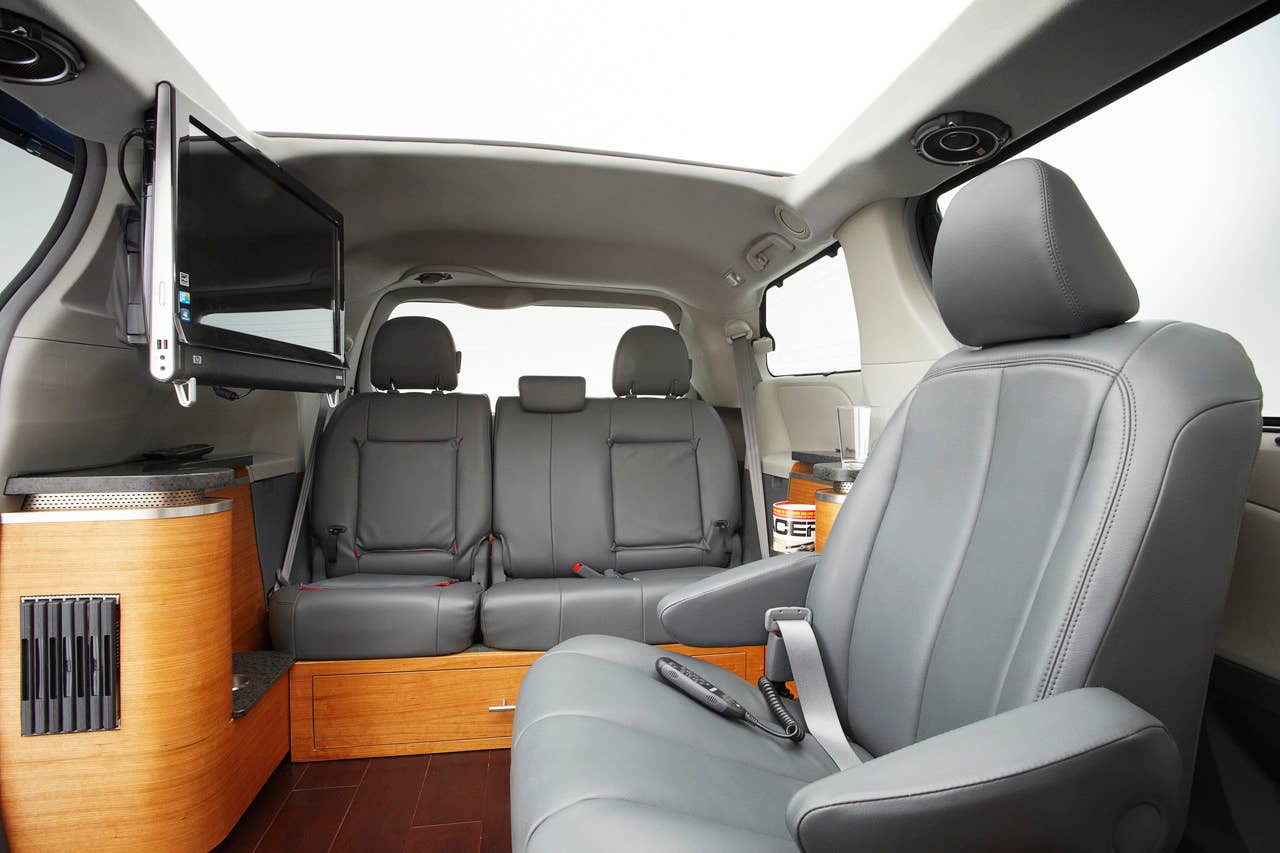 Toyota Swagger Wagon Supreme