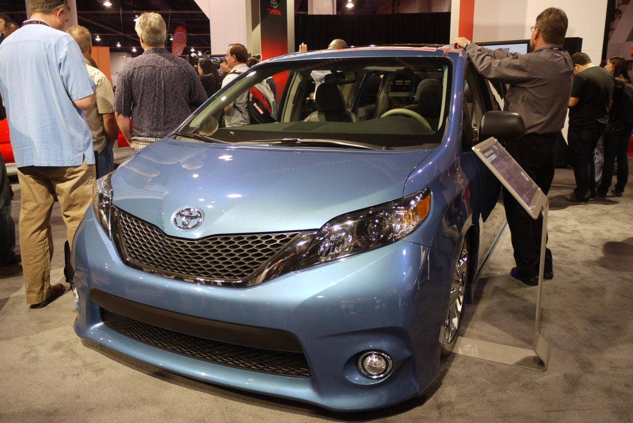 Toyota Swagger Wagon Supreme