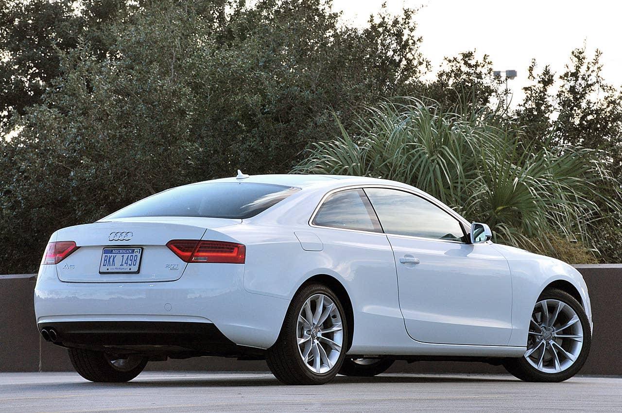 2013 Audi A5 2.0T Quattro rear 3/4 view