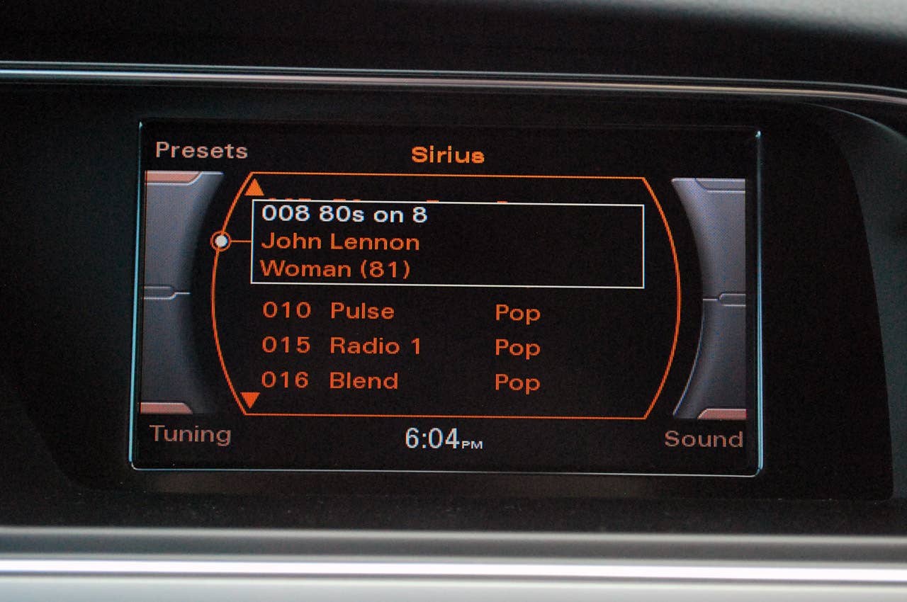 2013 Audi A5 2.0T Quattro infotainment system