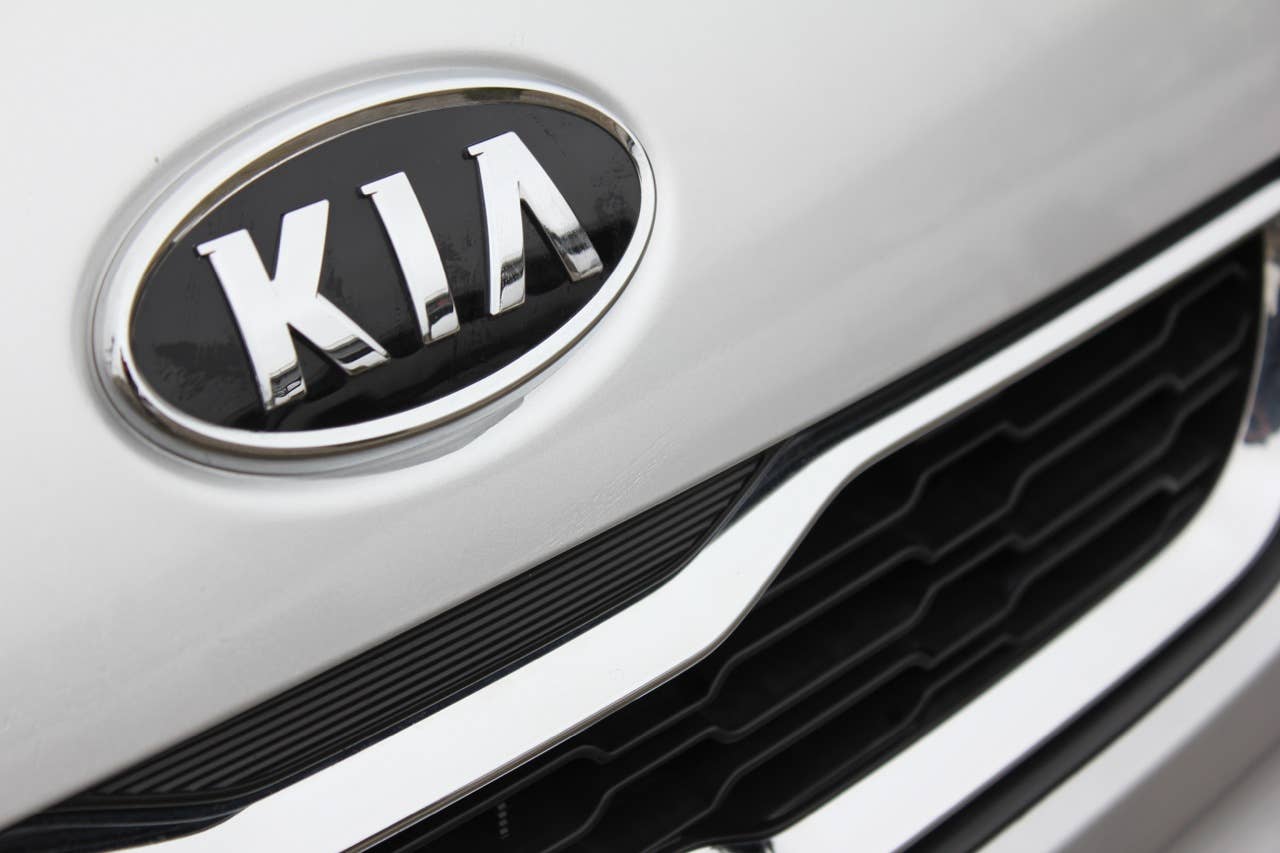 2012 Kia Soul Base 1.6L Eco logo