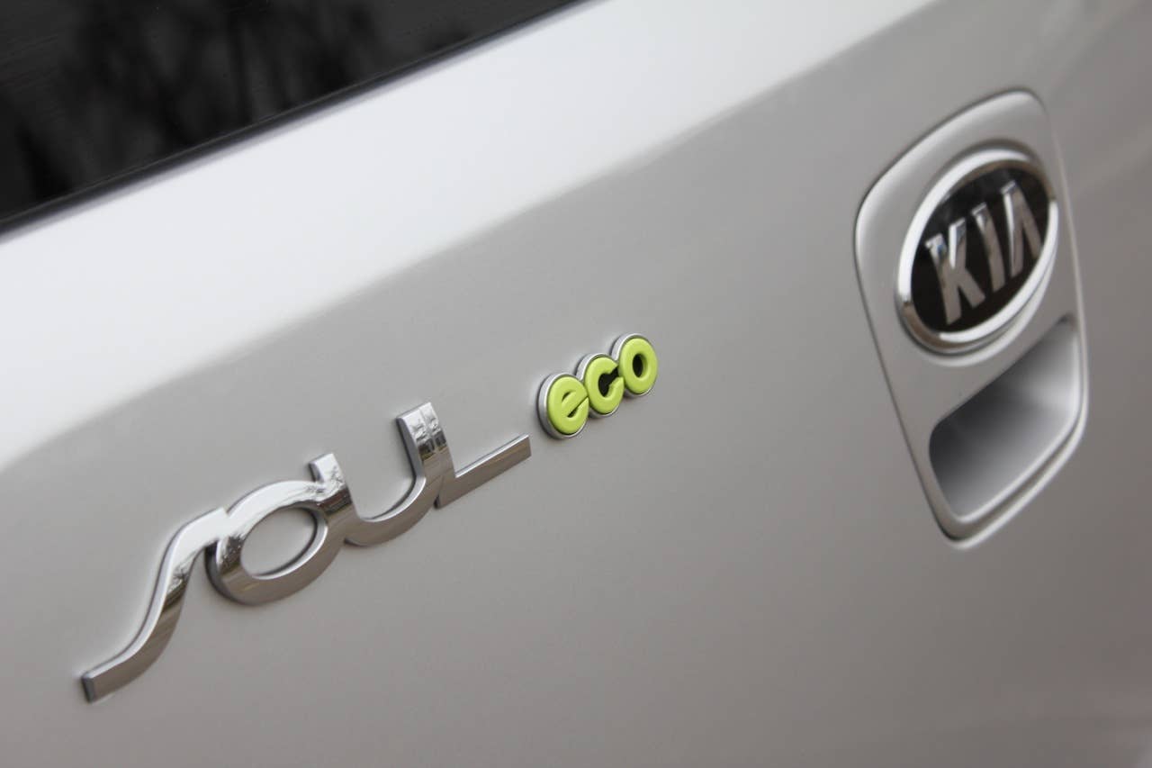 2012 Kia Soul Base 1.6L Eco badge