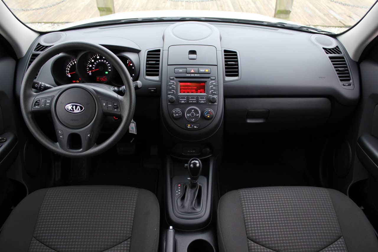 2012 Kia Soul Base 1.6L Eco interior