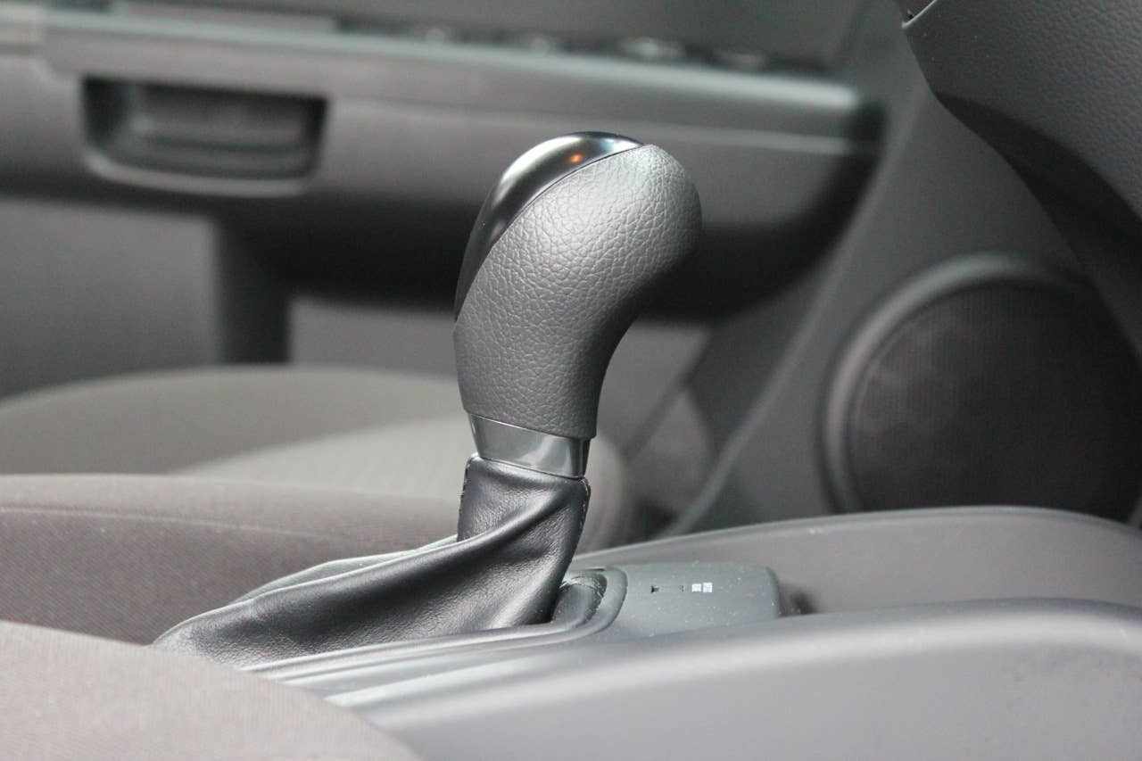 2012 Kia Soul Base 1.6L Eco shifter