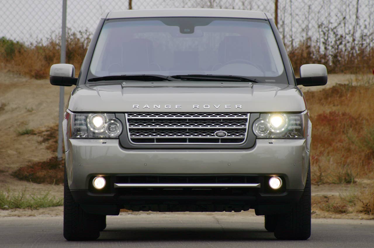 2011 Land Rover Range Rover Supercharged front view
