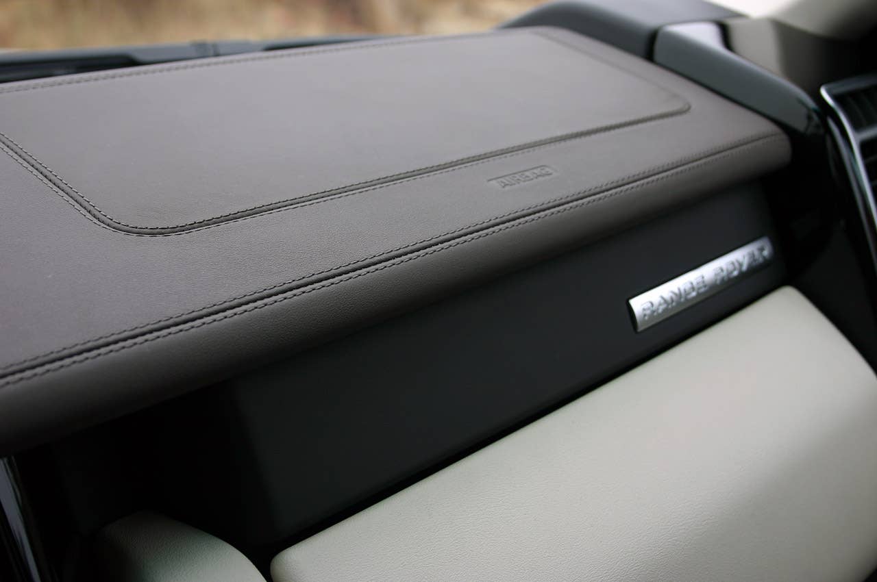 2011 Land Rover Range Rover Supercharged dash