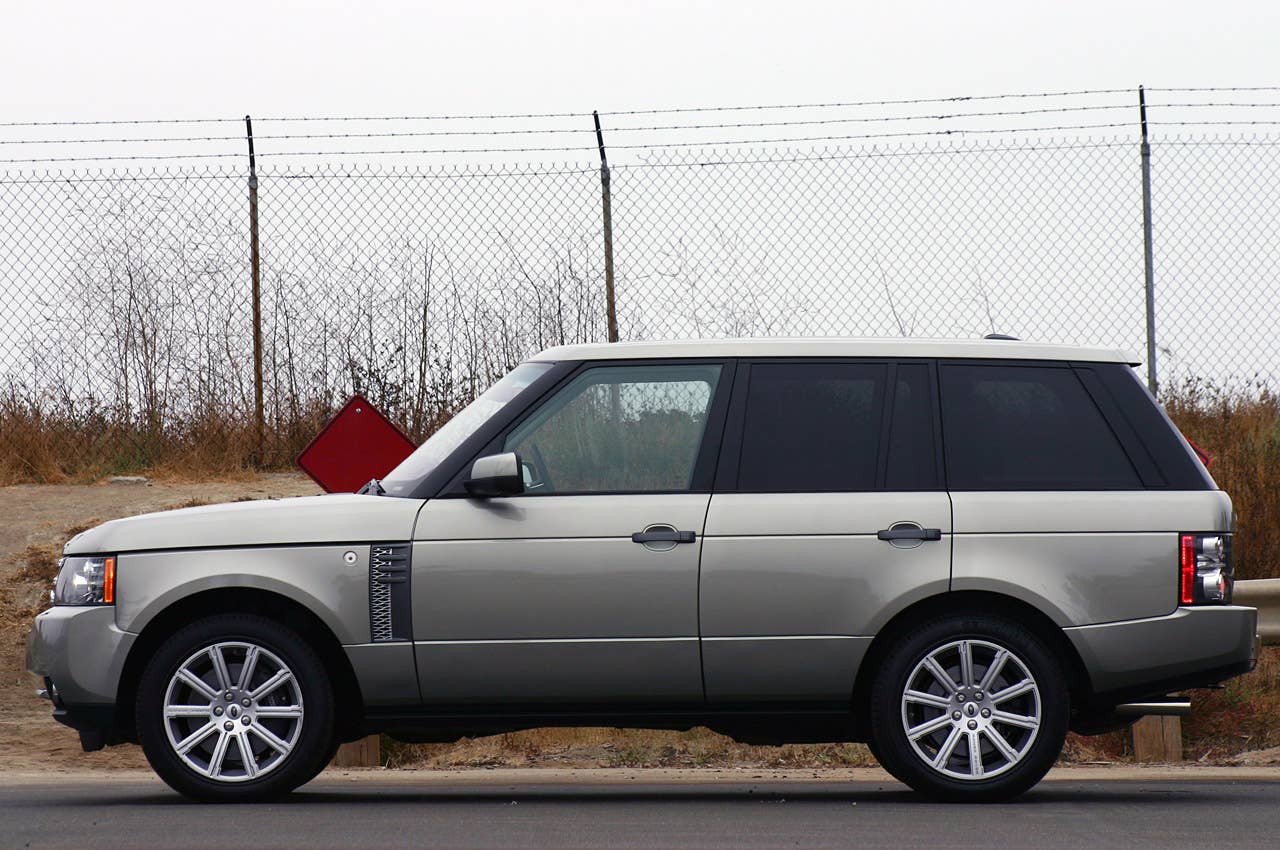 2011 Land Rover Range Rover Supercharged side view