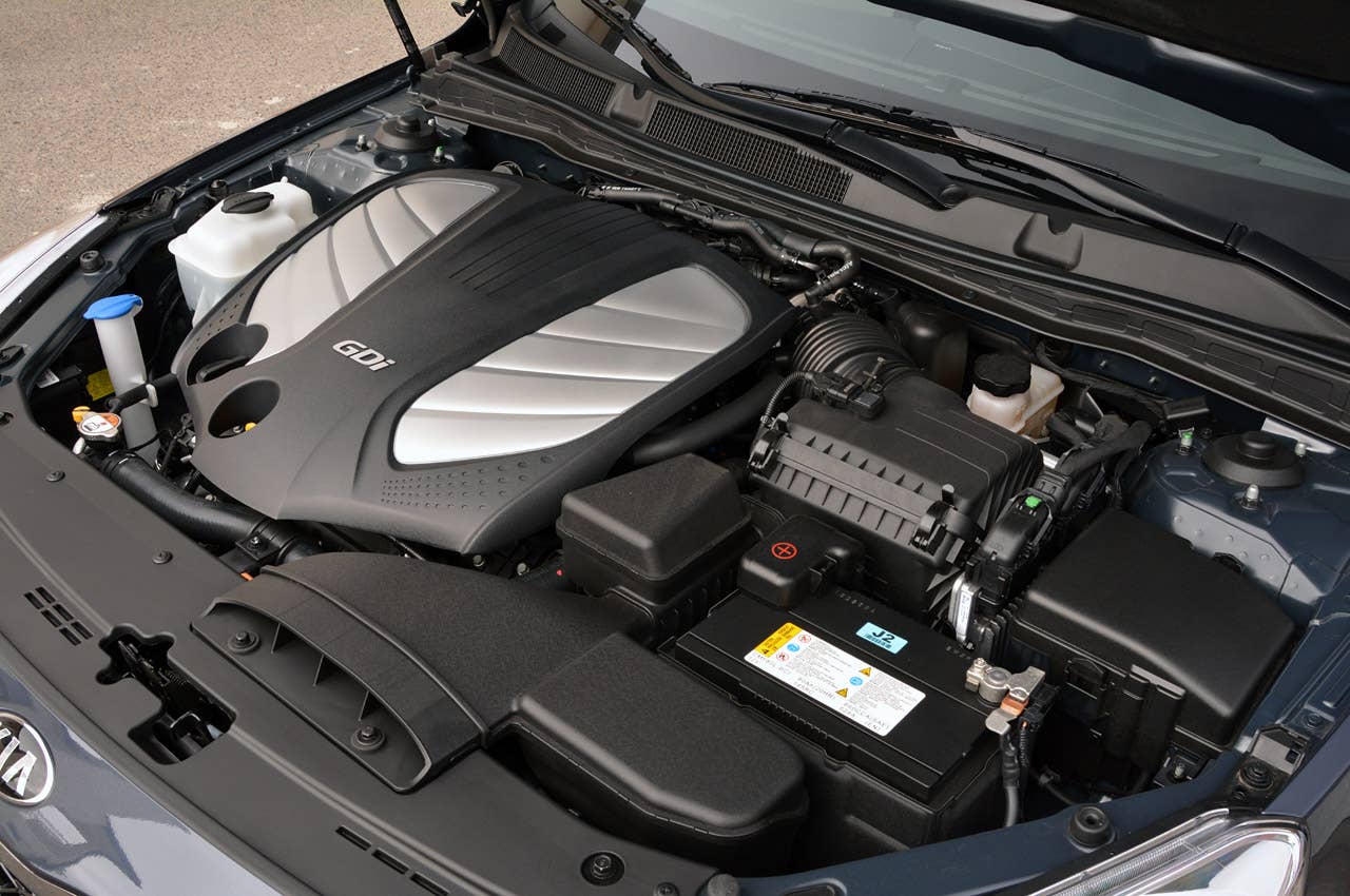 2014 Kia Cadenza engine