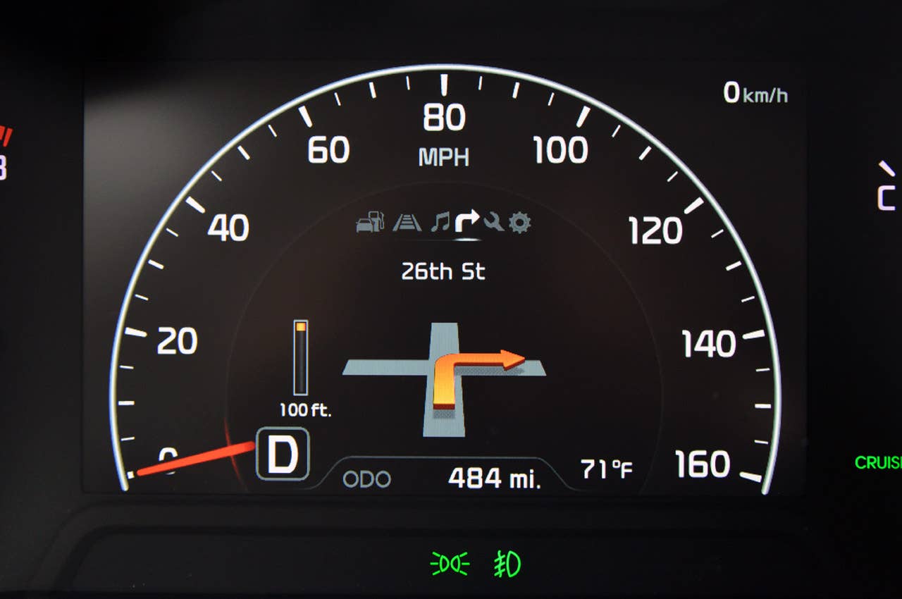 2014 Kia Cadenza digital display