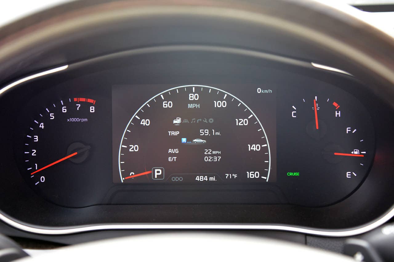 2014 Kia Cadenza gauges