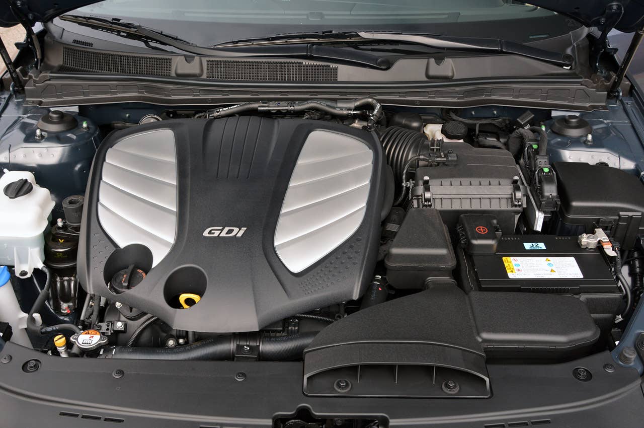 2014 Kia Cadenza engine