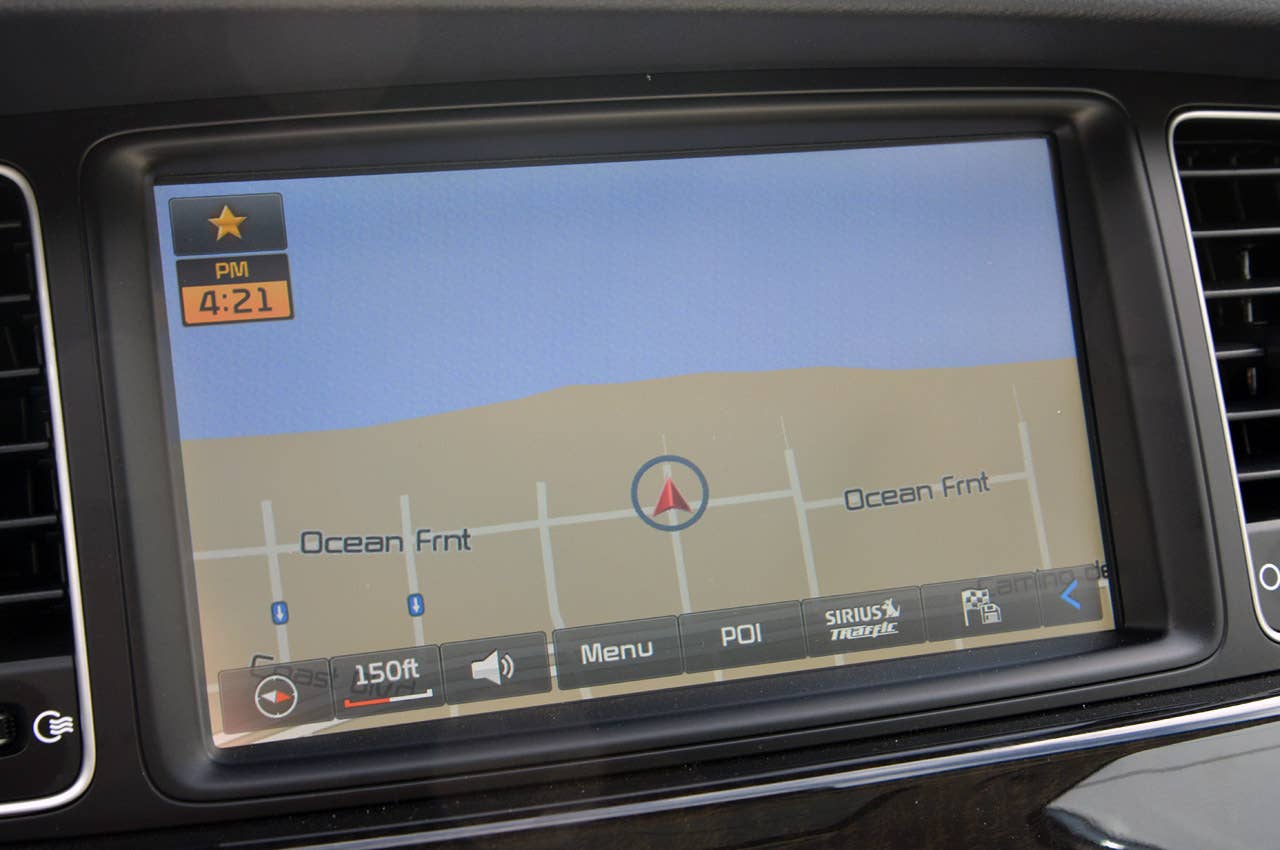 2014 Kia Cadenza navigation system