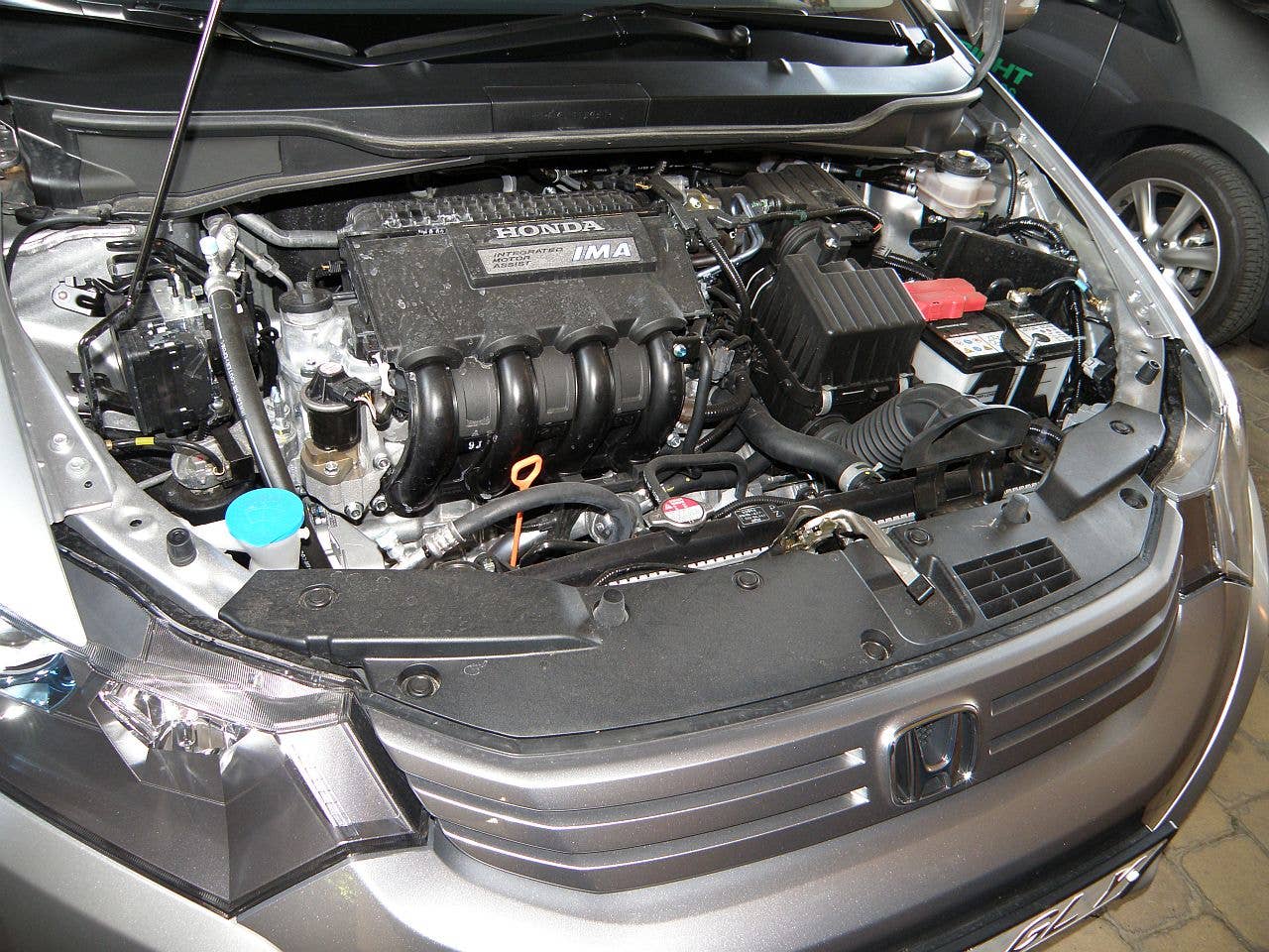 A few pictures of the cars used  for the test. The car's engine bay.