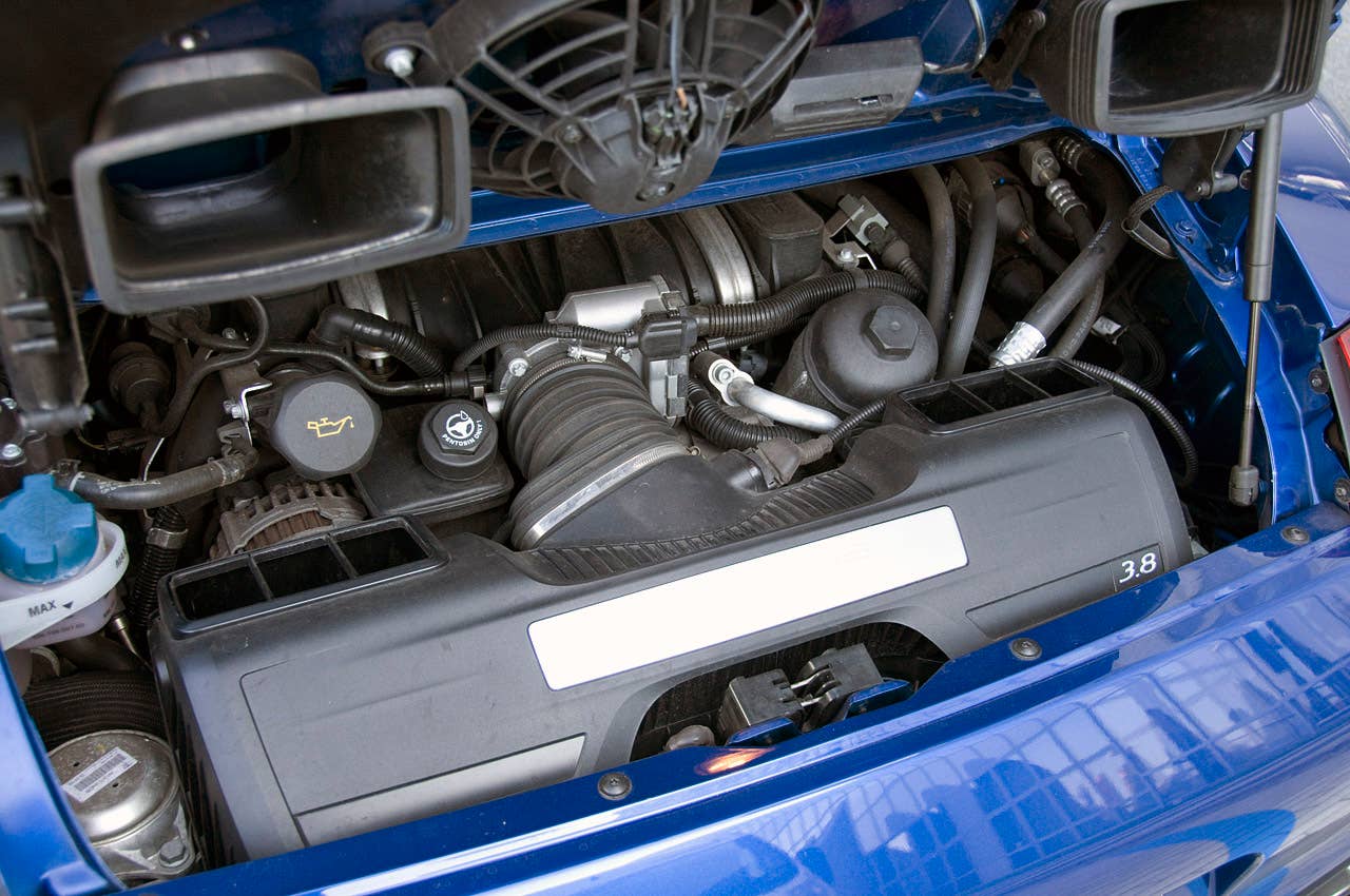 2010 Porsche 911 Carrera S engine
