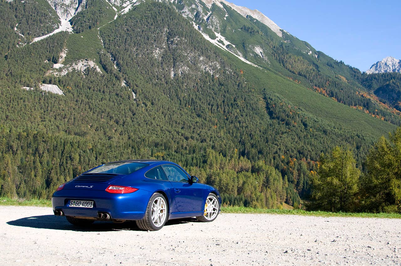 2010 Porsche 911 Carrera S rear 3/4 view