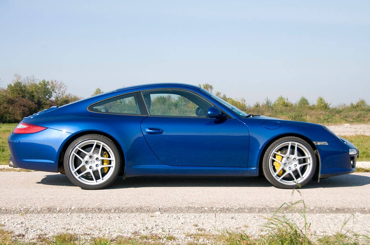 2010 Porsche 911 Carrera S side view
