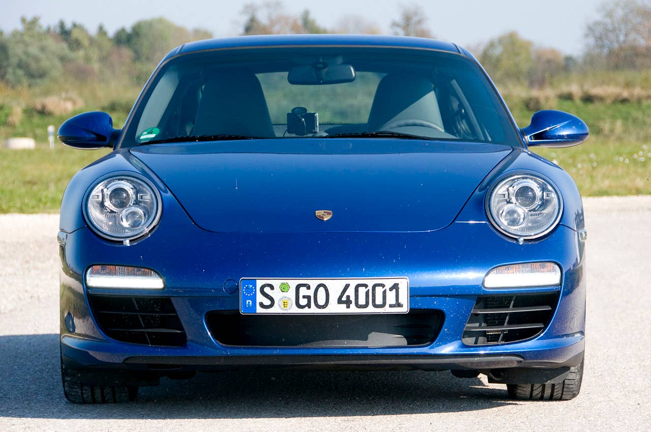 2010 Porsche 911 Carrera S front view