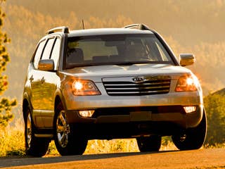 MSRP: $26,245 - $39,995 Invoice: $24,640 - $36,860 Fuel Economy: 21 mpg Hwy, 17 mpg City The Kia Borrego is an all-new midsized SUV that features rugged body-on-frame construction, and fully independent front and rear suspension. Its muscular looks are backed up by an available V8 engine, a first for Kia.Research the Kia BorregoKia Borrego OverviewKia Borrego PhotosFree Kia Borrego Price Quote