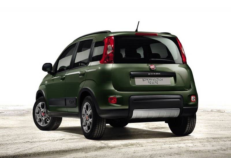 2013 Fiat Panda 4x4 rear 3/4