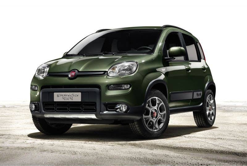2013 Fiat Panda 4x4 front 3/4