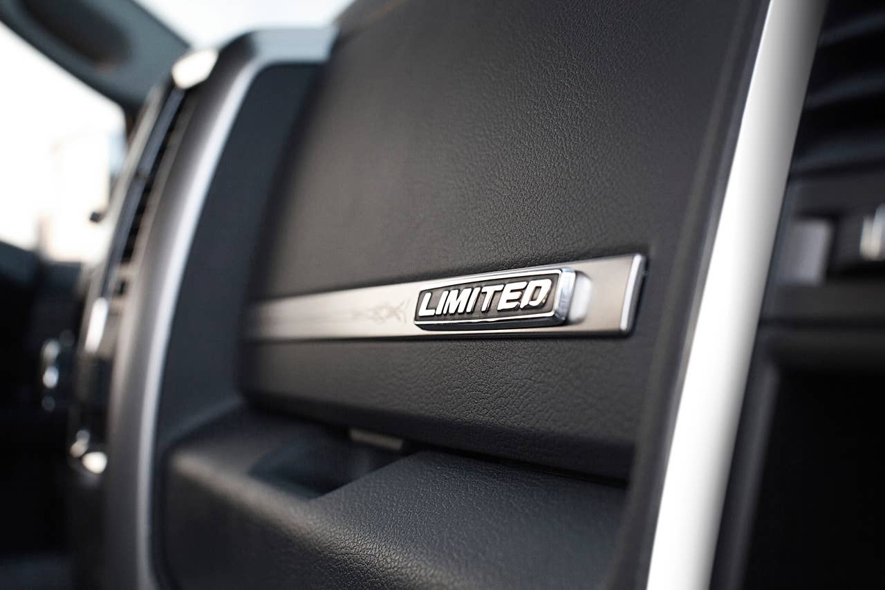 2012 Ram Laramie Limited interior